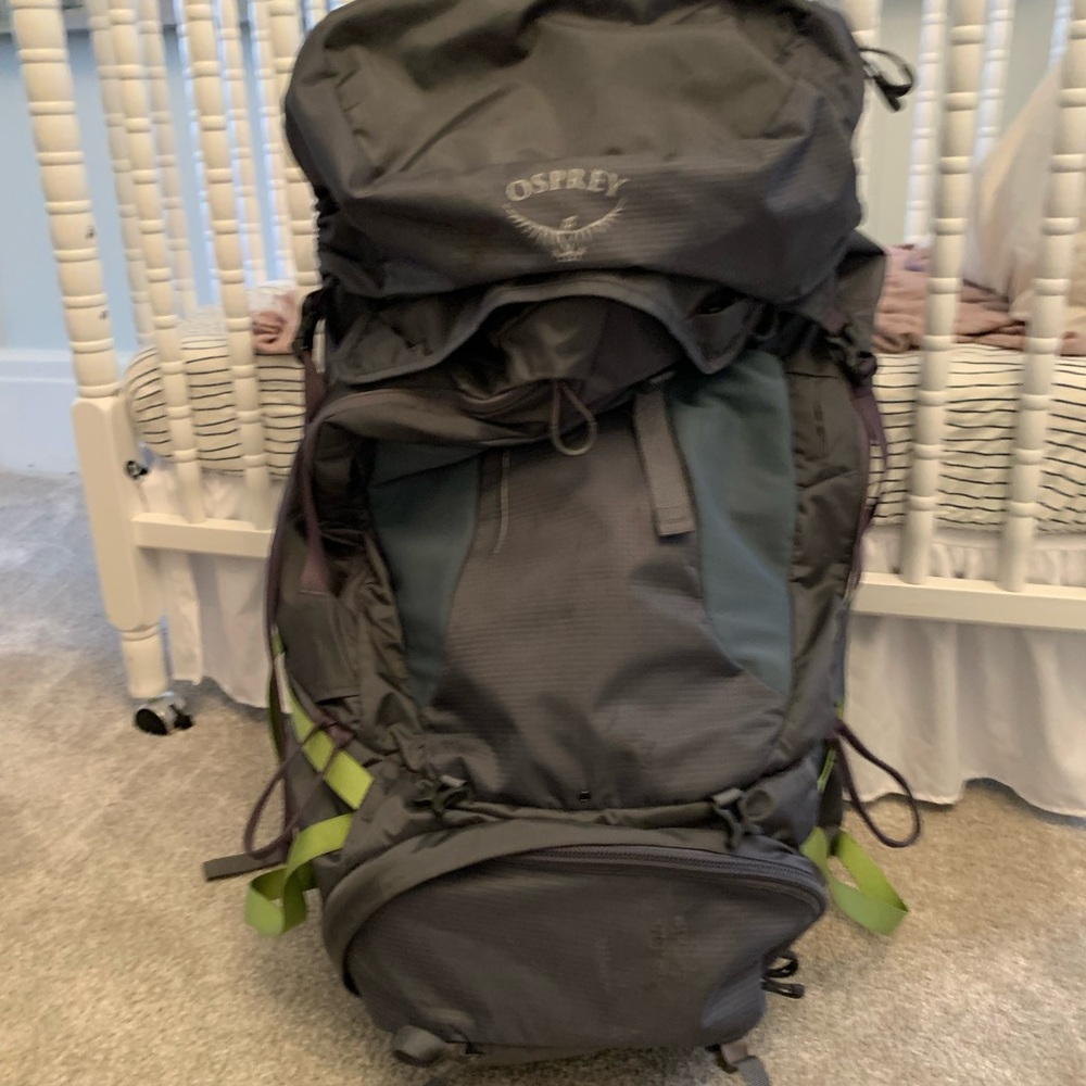 Osprey Atmos AG 65 Men's Backpacking Backpack